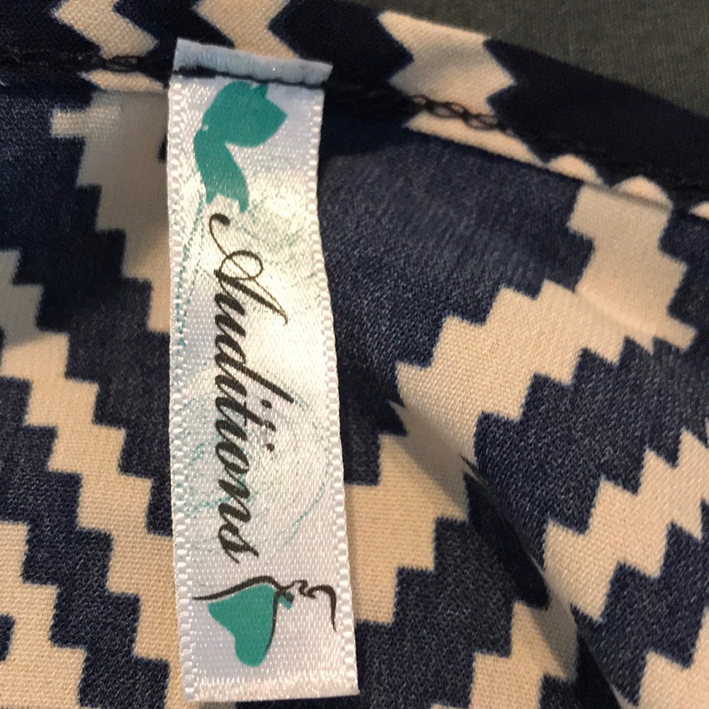 Patterned blouse - Picture 2 of 2